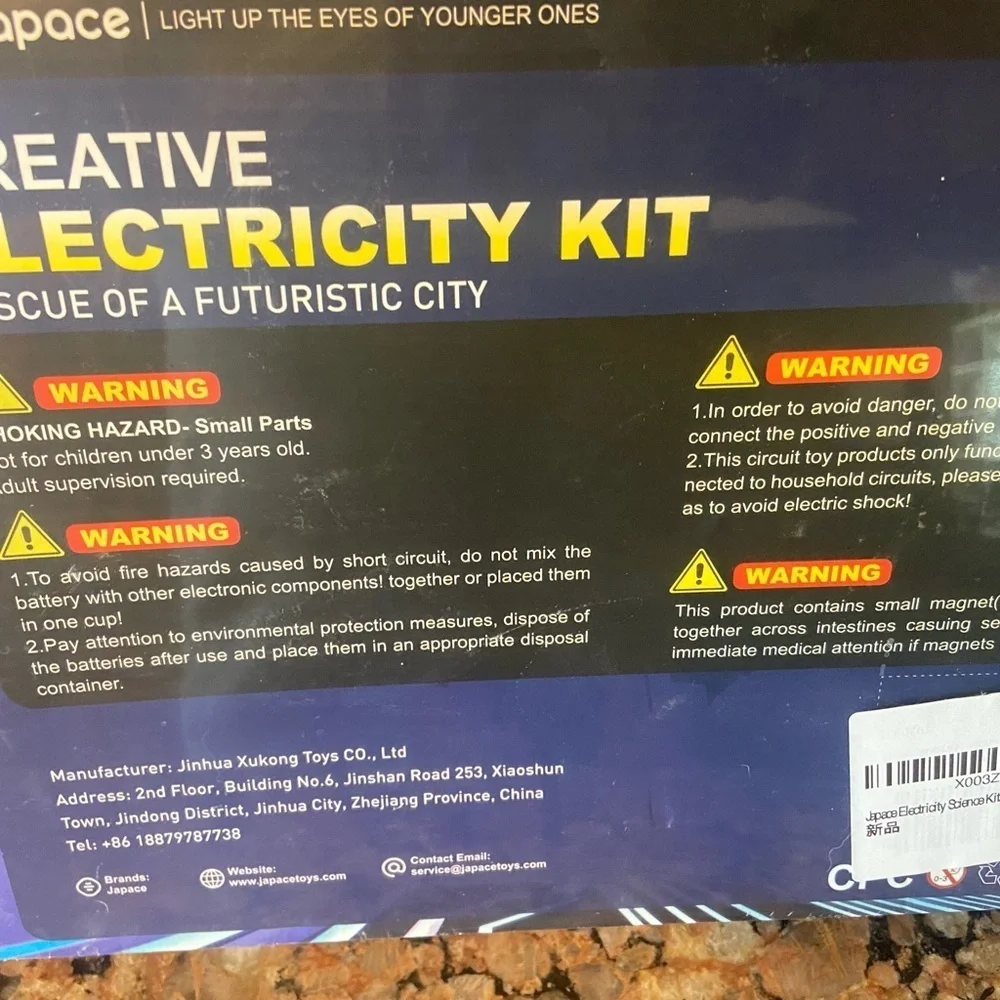 Japace Creative Electricity Kit-Rescue of a futuristic city. New/sealed